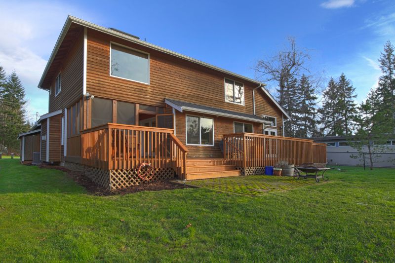 Deck Remodeling in Seattle, WA